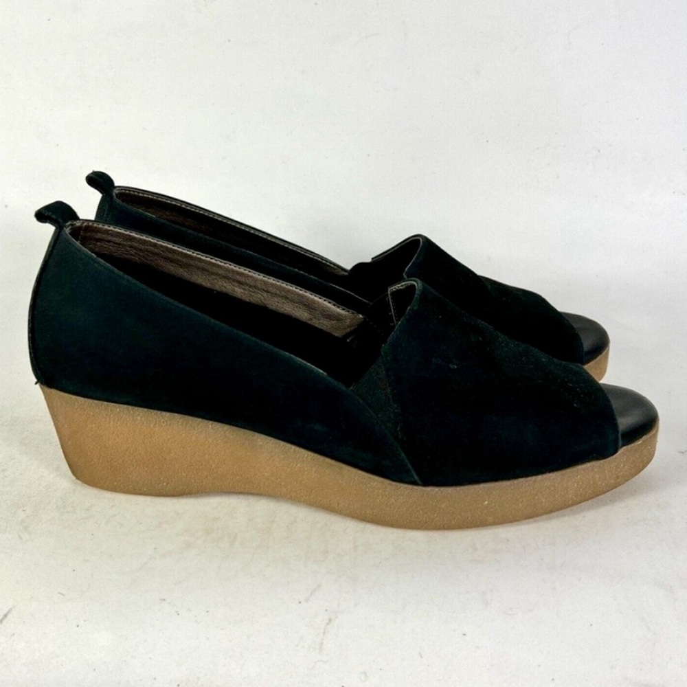 THE FLEXX Black Suede “Smoother” Peep Toe Wedge, Women’s Size 10